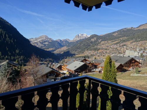 Very well appointed Apartment in Chatel , very convenient for shops ,restaurants