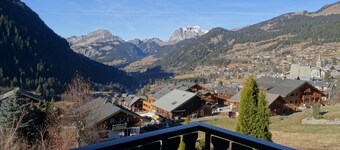 Very well appointed Apartment in Chatel , very convenient for shops ,restaurants