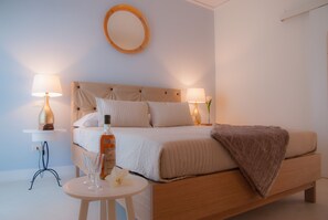 1 bedroom, in-room safe, desk, iron/ironing board