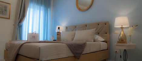 1 bedroom, in-room safe, desk, iron/ironing board