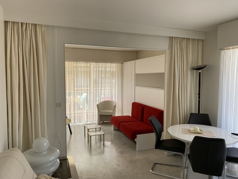 Bel Appartement En Bord De Mer Avec Piscine - Roquebrune-Cap-Martin