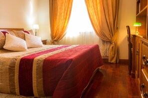 1 多间卧室、熨斗/熨衣板、WiFi、床单