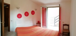 2 bedrooms, iron/ironing board