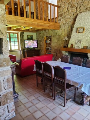 Interior - mansion - Fournels (Fournels)