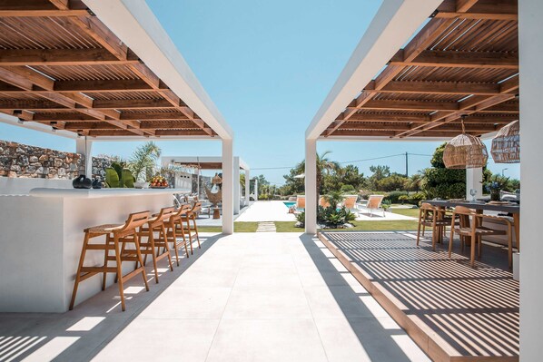 Outdoor dining - Oneiro Villa - Voted the best villa in Rhodes, Greece! (Rhodes)