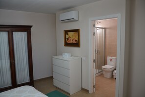 2 soverom, strykejern/-brett, wi-fi og sengetøy