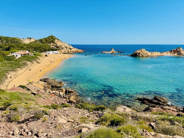 A la platja, gandules de platja i tovalloles de platja
