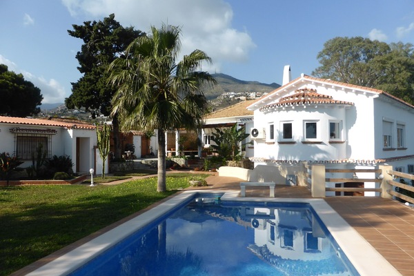 North view from the pool area