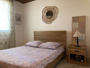 3 Schlafzimmer, Bügeleisen/Bügelbrett, WLAN, Bettwäsche