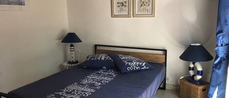 3 habitaciones, tabla de planchar con plancha y wifi gratis