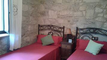 2 chambres, fer et planche Ă repasser, lit parapluie, Wi-Fi gratuit