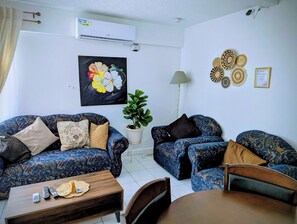 Smart TV, DVD player