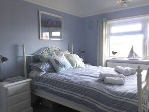 3 quartos, ferros/tábuas de passar roupa, Wi-Fi de cortesia