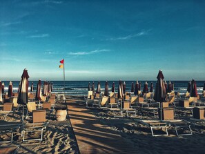 Sun-loungers - Relax in the olive trees -5km from the center of Imperia -Appartament Corbezzolo (Imperia)