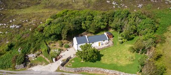 An Irish Idyll - traditional stonewall cottage nestled in hills above Downings