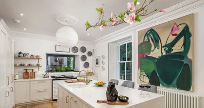 Beautiful Country House by Perranporth Beach