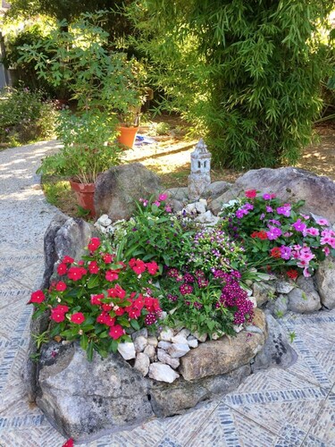 "La petite maison" cottage decorated with much love