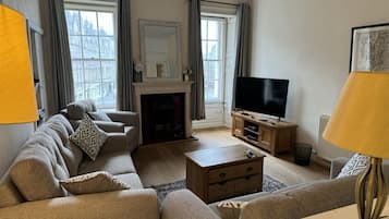 TV, DVD player, books, video library