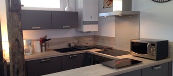 2 ROOMS + MEZZANINE. All Biarritz on foot. 