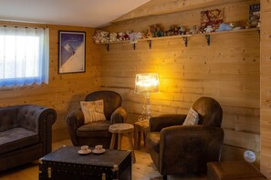TV, fireplace, DVD player, foosball