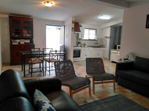 TV - Villa au Bord de Mer (Fontanelas)