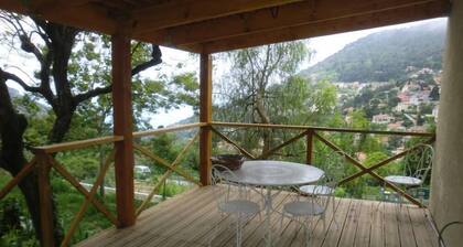 Villa vue mer avec jardin et 2 terrasses proche Monaco