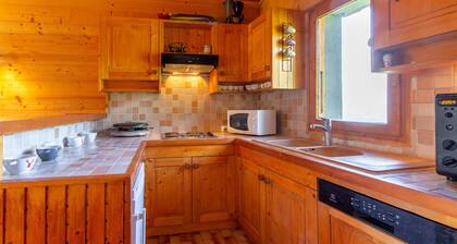 Les Arcs 1800: House with garden