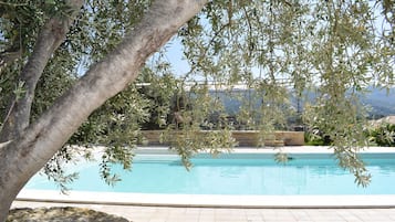 Piscina all'aperto