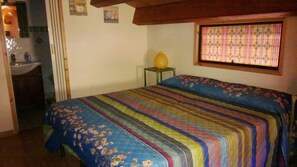 3 Schlafzimmer, Schreibtisch, schallisolierte Zimmer