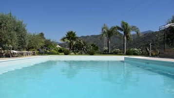 Piscina externa