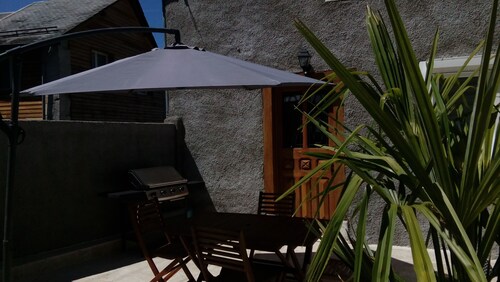 In Marignac, house of 70m2, all comfort, with closed courtyard. (5 people)