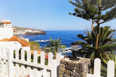 HOLIDAY HOME "EL MAR" - Nice villa with swimming pool & garden