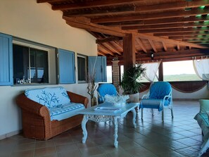 Property grounds - Panoramic villa with swimming pool, facing the sea (Pistis)