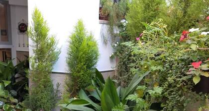 Spacious and comfortable apartment A 7 KM FROM THE KING AND WIFI CAMINITO FREE