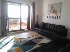 Televisie en een open haard