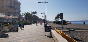 Una playa cerca