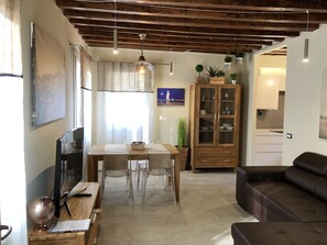 Televisión y estéreo 
