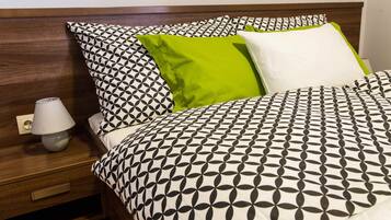 2 Schlafzimmer, Bügeleisen/Bügelbrett, kostenloses WLAN, Bettwäsche