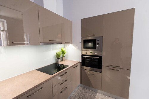 Superb quality, 2BRM, 2Bathroom, A/C, NEW!!