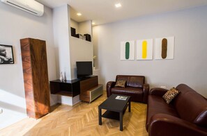 تلفزيون ذكي، كُتُب، ستيريو