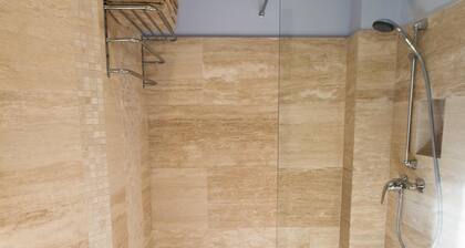 Superb quality, 2BRM, 2Bathroom, A/C, NEW!!