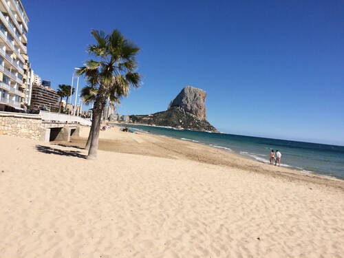   Blick auf das Meer, Costa Blanca, in der Nähe von Geschäften, Restaurants und Strand 45m