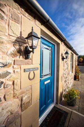 Exterior detail - The Old Smithy Converted Blacksmiths - Sleeps 7  and pet friendly (upto 2 dogs) (Kelso)