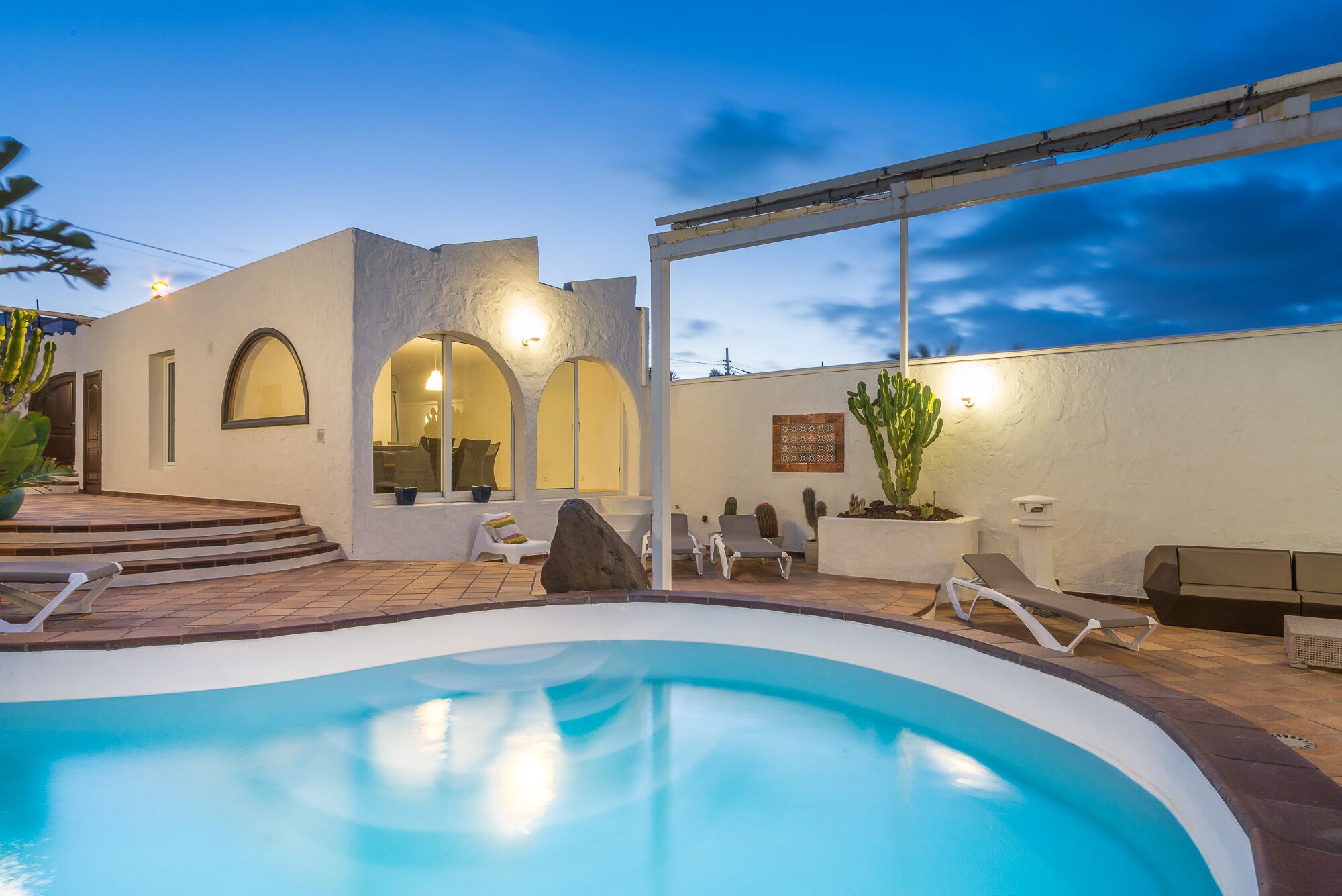 Piscine extérieure, piscine chauffée