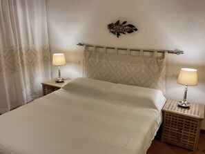 3 bedrooms, in-room safe, travel crib, free WiFi