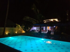 Udendørs pool