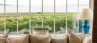 Beautiful location with sea views & beach close by. 