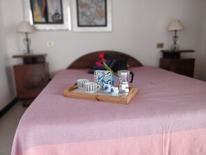 1 camera, ferro/asse da stiro, Wi-Fi gratuito, lenzuola