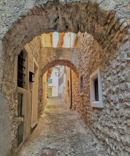 Comfortable and quiet flat Elena for total relaxation in an old hamlet