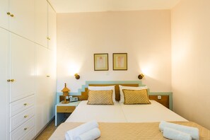 2 室のベッドルーム、アイロン / アイロン台、旅行用ベビーベッド、WiFi (無料)